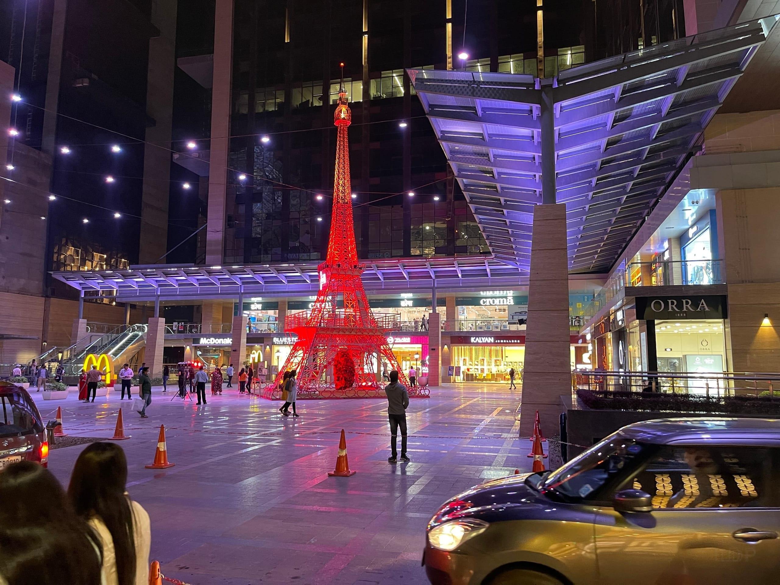 Vegas Mall, image 12